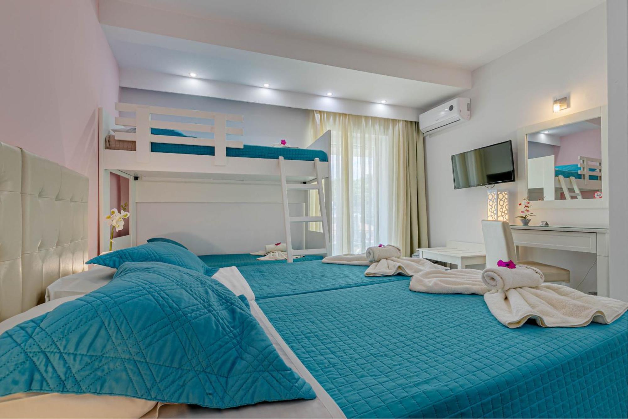 Palotel Design Gouviá Extérieur photo