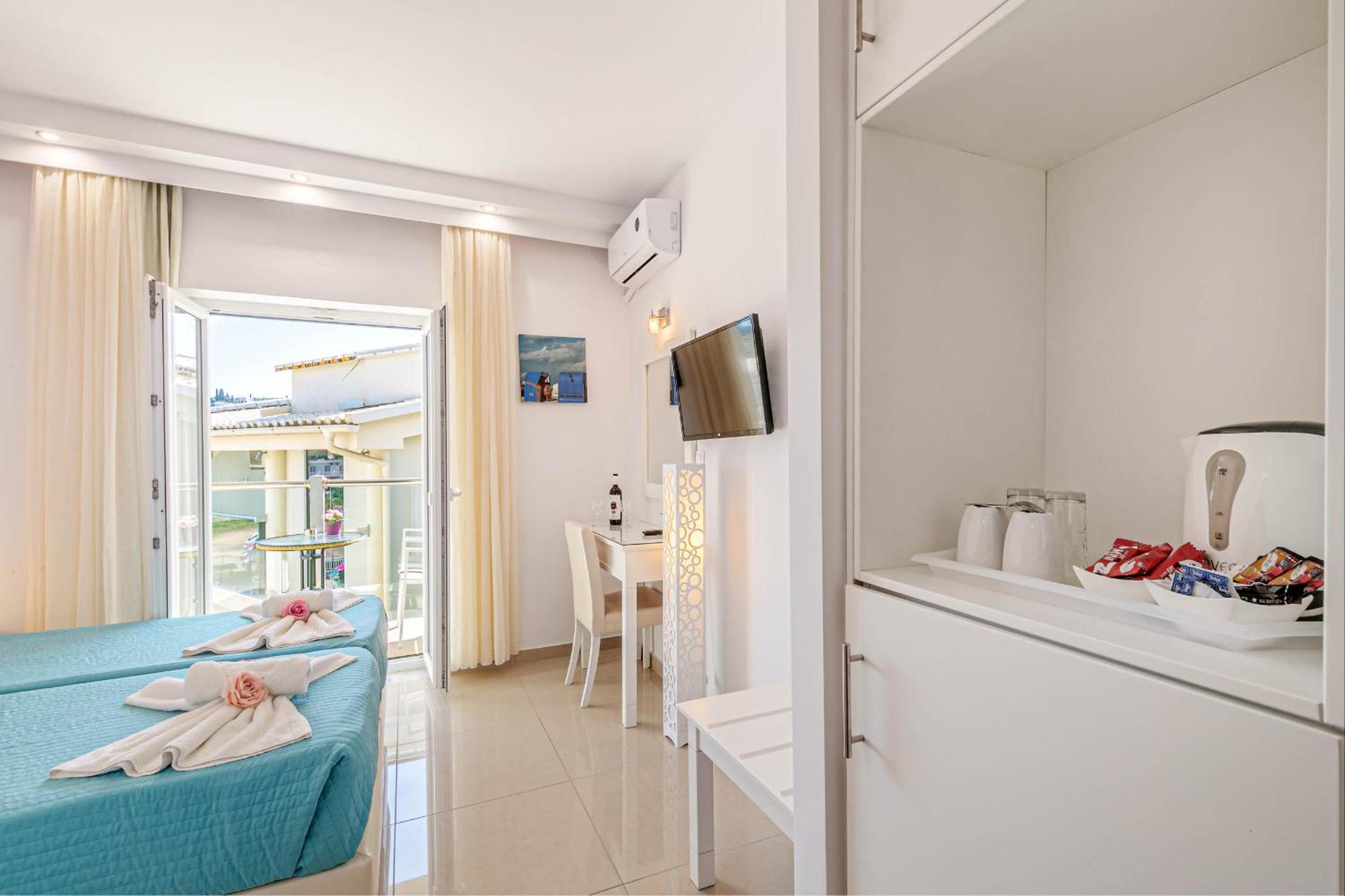 Palotel Design Gouviá Extérieur photo